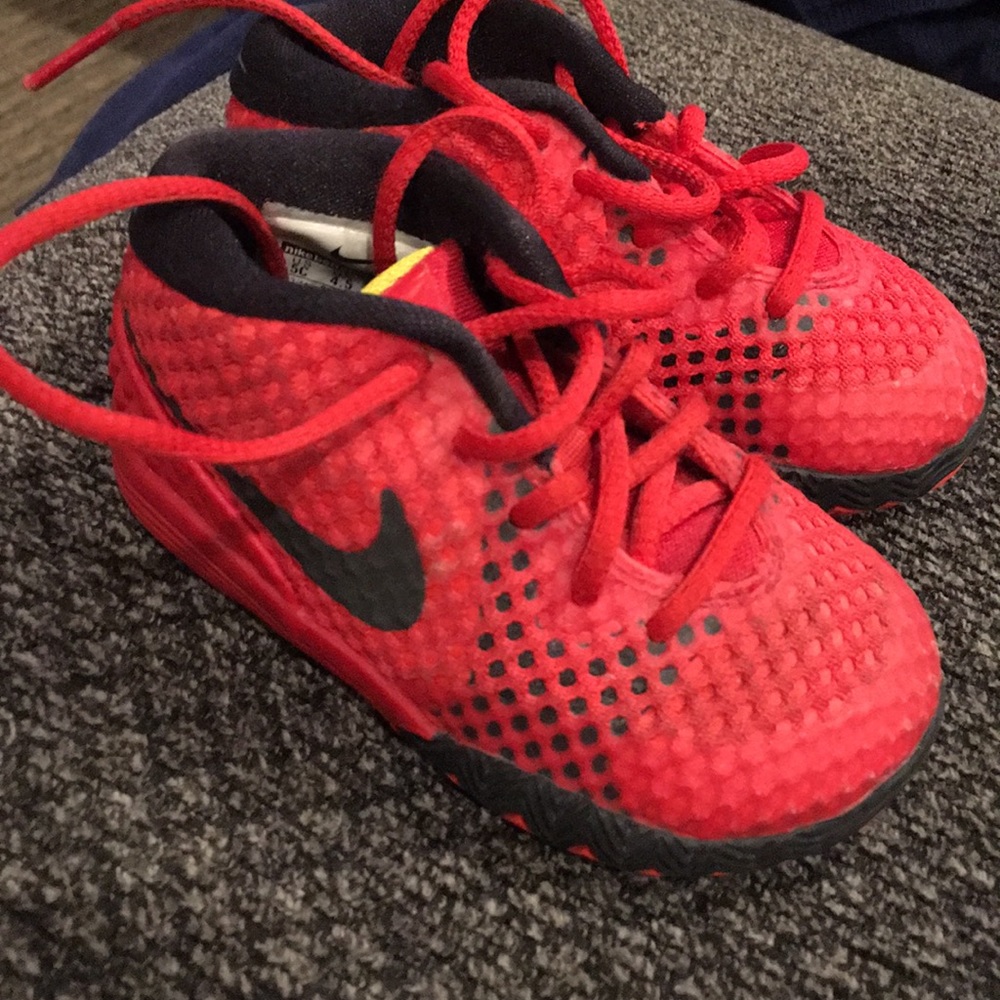 Kyrie Irving Sneakers